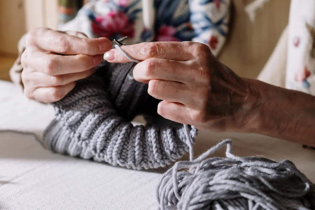 basic stitches in knitting