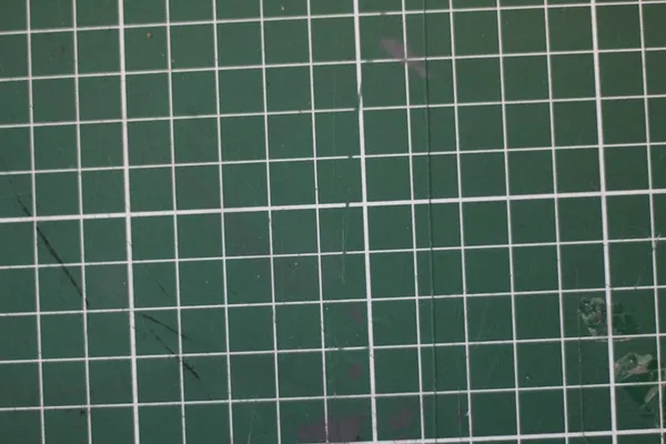 Best Rotary Cutters and Self-Healing Mats for Quilters