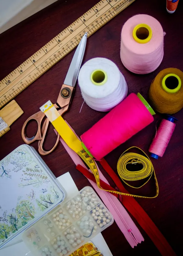 How to Sew a Zipper: Centered, Lapped, and Invisible
