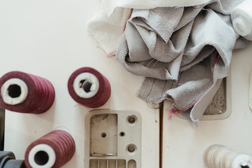 Grainline Of Fabric - Easy To Understand Guide For Beginners